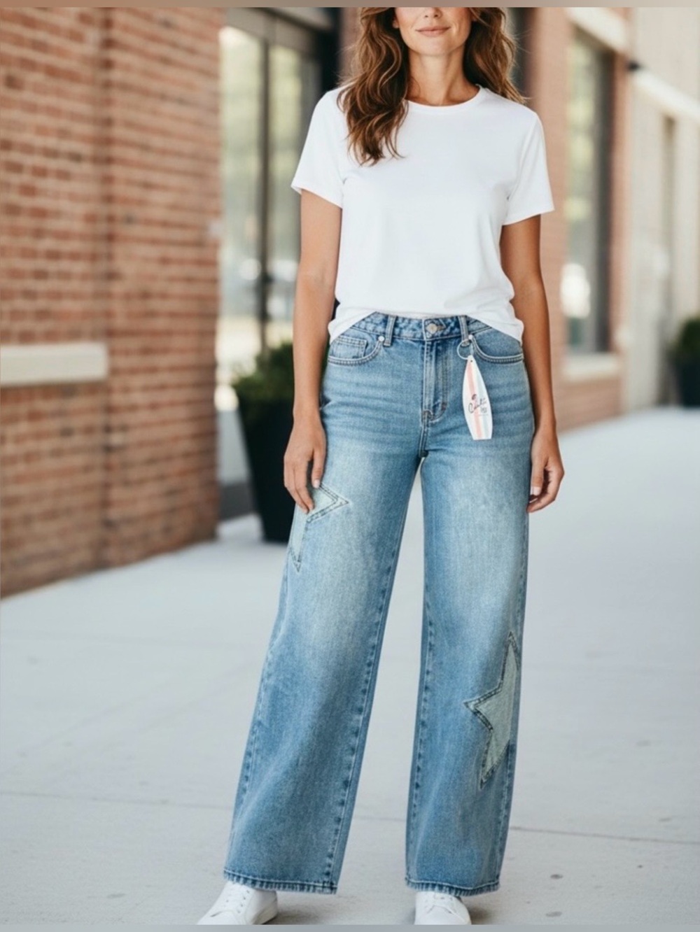 Light Blue Wide-Leg Star Appliqué Jeans - Women's Flared Denim
